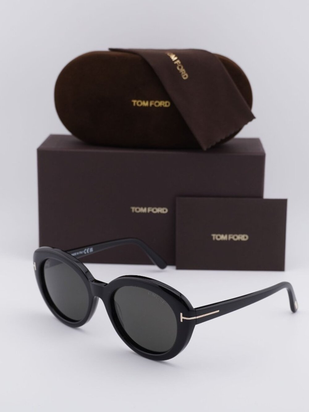 Tom Ford Lily-02 FT1009 01А Cat Eye Sunglasses - Shiny Black/Smoke